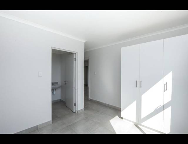 2 BEDROOM APARTMENT FOR SALE IN HAYFIELDS